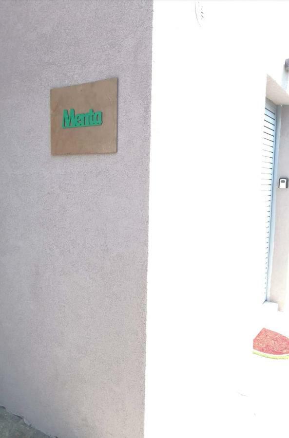 Menta Apartment Nea Iraklitsa 外观 照片